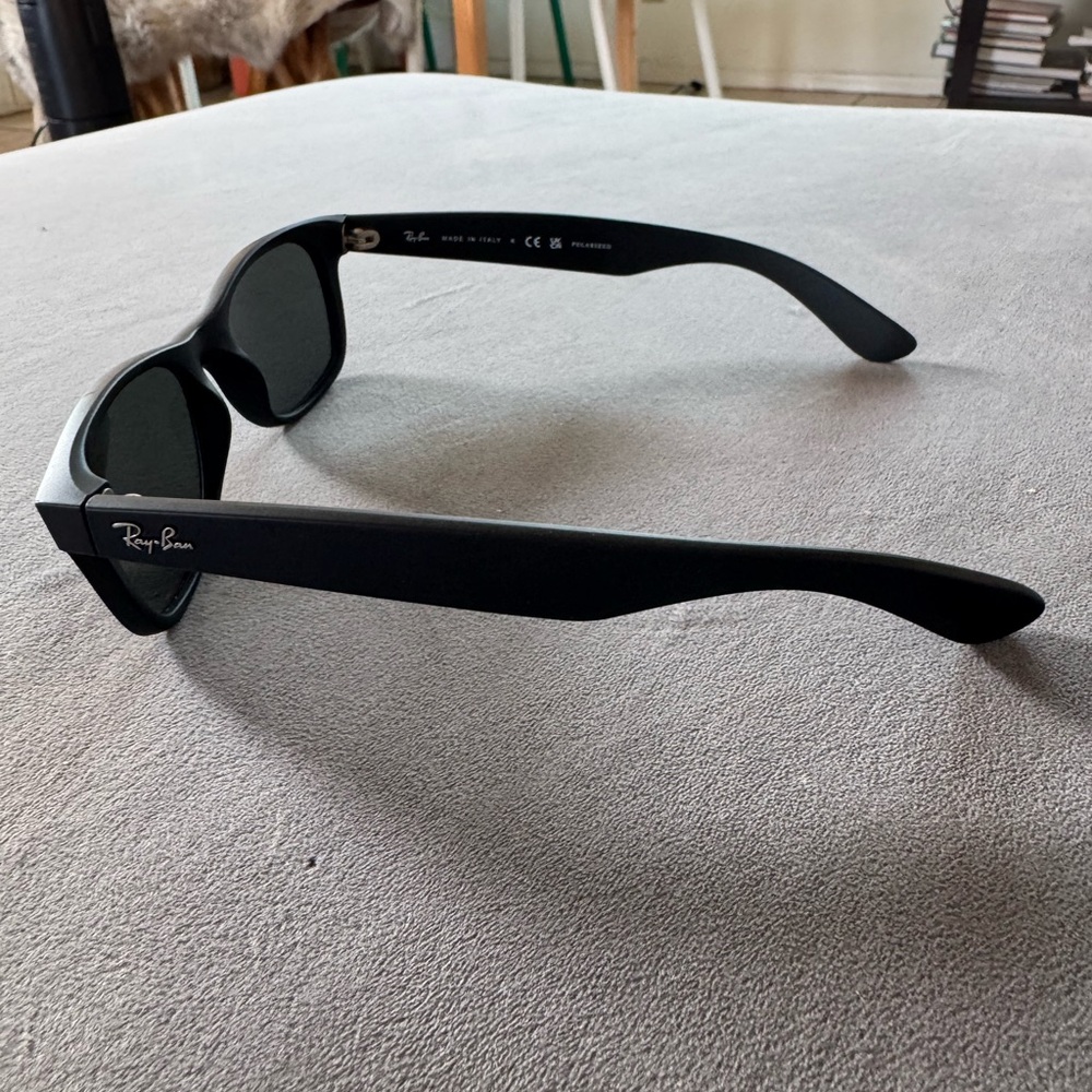 Ray-Ban Classic Black Sunglasses